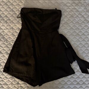 Petal + Pup Black Strapless Romper – Size XS